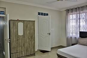 EmpireLux Middle Floor