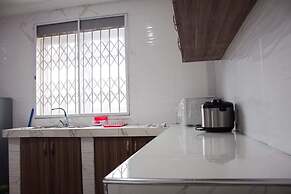 EmpireLux Middle Floor