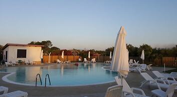 Camping Riviera Village