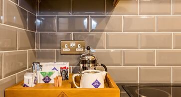 Thomas Street Apartments