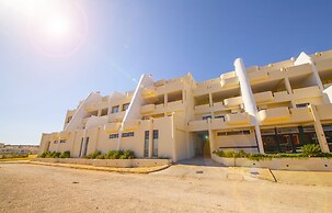 A08 - Magnólia Sea View Apartment by DreamAlgarve