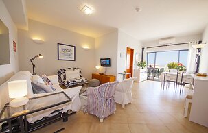 A08 - Magnólia Sea View Apartment by DreamAlgarve