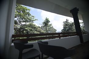 Periyarmountainpalace