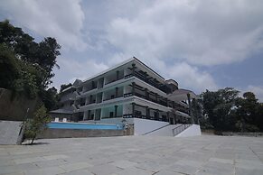 Periyarmountainpalace