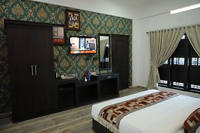 Periyarmountainpalace