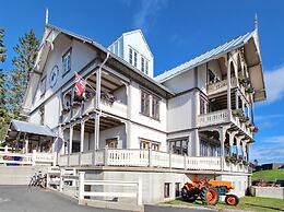 Hotell Eikerapen Gjestegard