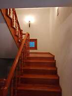 Beyaz Ev Butik Otel Masukiye