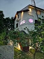 Beyaz Ev Butik Otel Masukiye