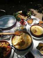 Beyaz Ev Butik Otel Masukiye