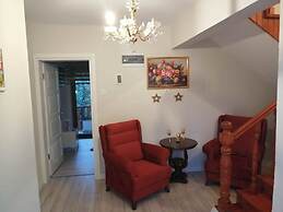 Beyaz Ev Butik Otel Masukiye