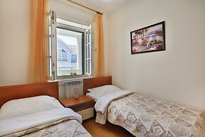 Montesan Apartments