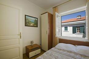 Montesan Apartments