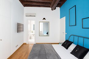 A World Aparts - 87 Boschetto