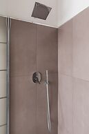 A World Aparts - 87 Boschetto