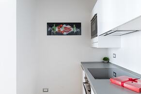 A World Aparts - 87 Boschetto