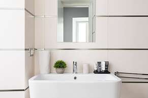 A World Aparts - 87 Boschetto