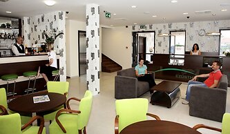 Ezüsthíd Hotel