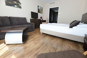 Ezüsthíd Hotel