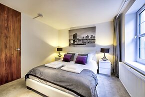 Luxury Modern Penthouse Private Rooftop