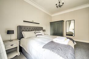 Stylish Modern Apartment Parking