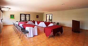 Plaza Magdalena Hotel