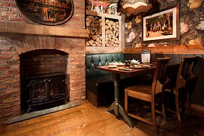 The Ambleside Inn - The Inn Collection Group