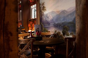 The Ambleside Inn - The Inn Collection Group