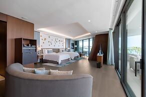 Reges, a Luxury Collection Resort & Spa, Cesme