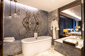 Reges, a Luxury Collection Resort & Spa, Cesme