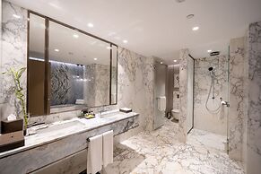 Reges, a Luxury Collection Resort & Spa, Cesme