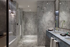 Reges, a Luxury Collection Resort & Spa, Cesme