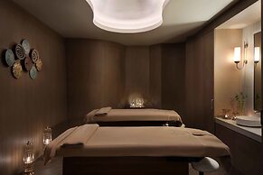 Reges, a Luxury Collection Resort & Spa, Cesme