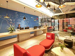 Ibis Chengdu Hi-Tech Zone Longhu Hotel