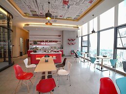 Ibis Chengdu Hi-Tech Zone Longhu Hotel