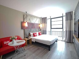 Ibis Chengdu Hi-Tech Zone Longhu Hotel