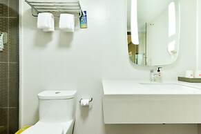 Ibis Guangzhou Pazhou International Exhibition Center Hotel