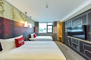 Ibis Guangzhou Pazhou International Exhibition Center Hotel