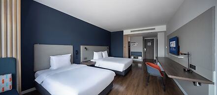 Holiday Inn Express Xi'An West, an IHG Hotel