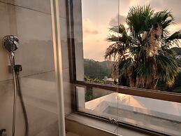 Luxury Suites by Notaly Ariel
