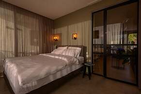 Luxury Suites by Notaly Ariel