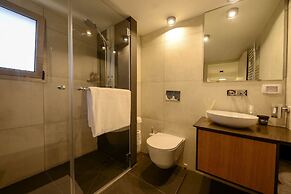 Luxury Suites by Notaly Ariel