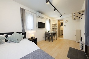 B2  Maison Philippe Shitaya 202