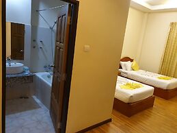 Law Ka Thit Sar Hotel - Hostel