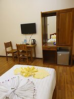 Law Ka Thit Sar Hotel - Hostel