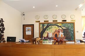 Law Ka Thit Sar Hotel - Hostel