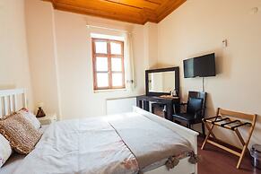 Lavantali Konak- Taşev Otel ve Restoran