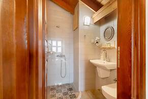 Lavantali Konak- Taşev Otel ve Restoran