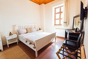 Lavantali Konak- Taşev Otel ve Restoran