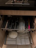 Cozy Furnished Rooms at Horizons 101