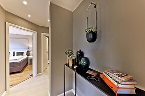 Astra Maris Apartments